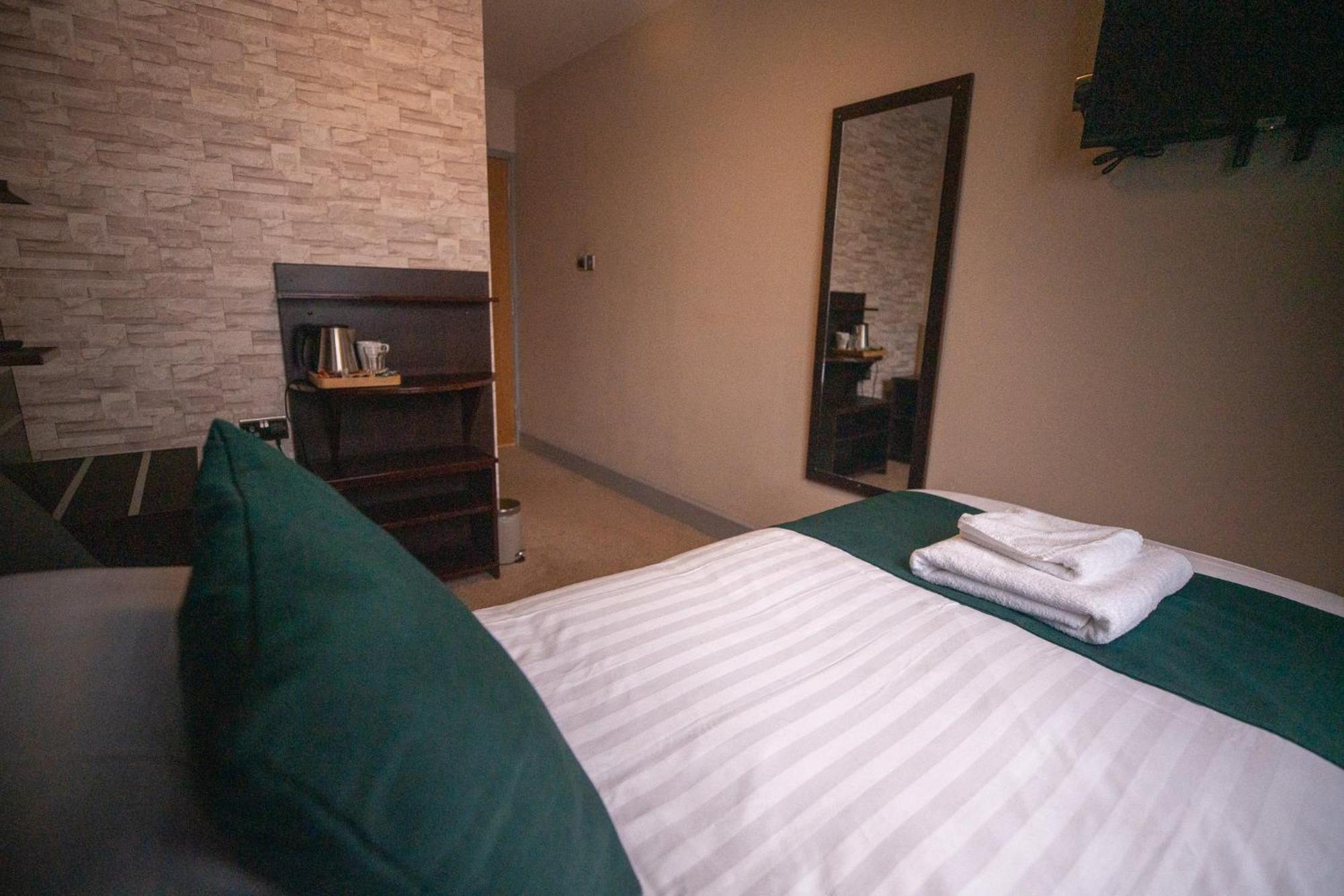 Best Western Ebbw Vale Extérieur photo