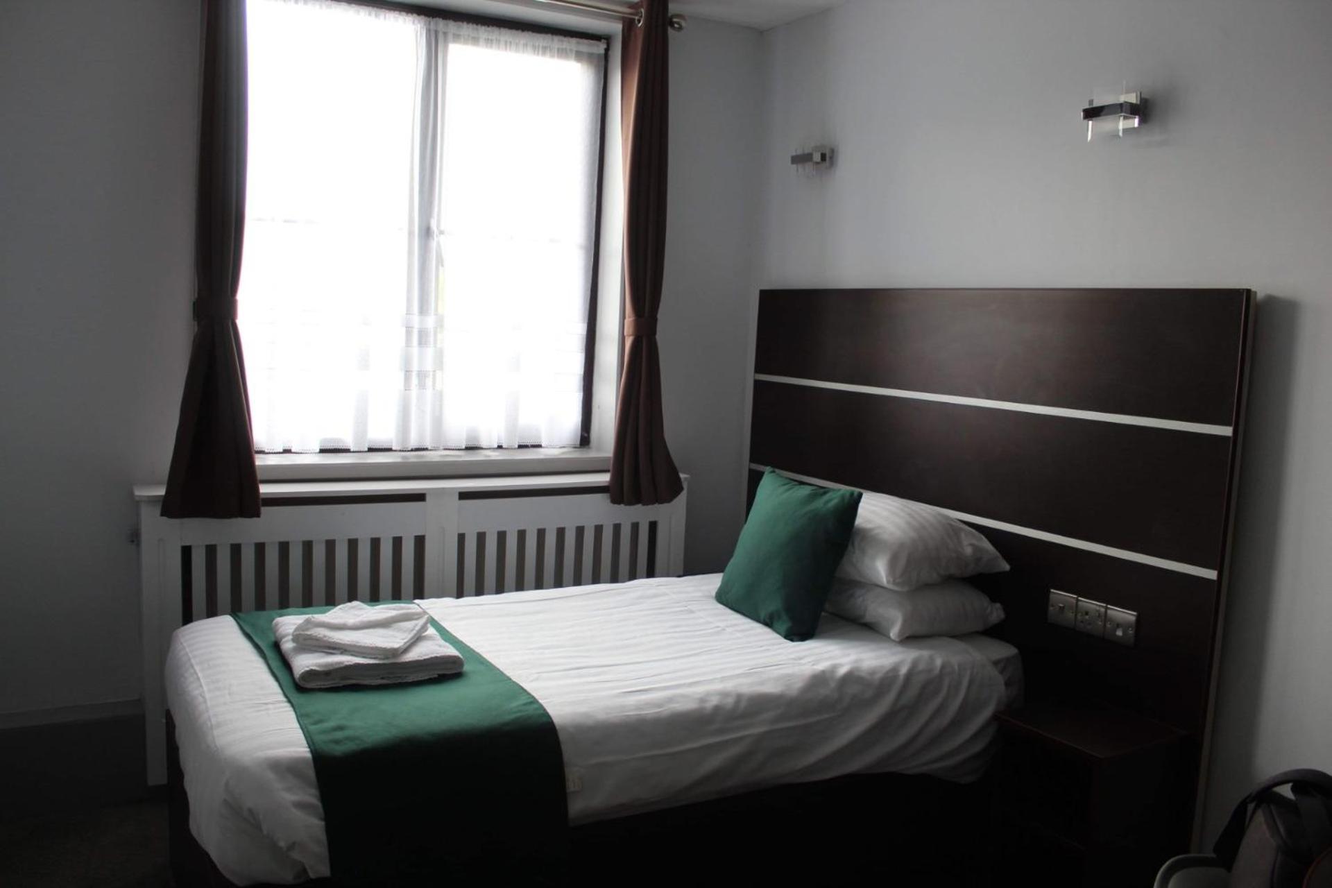 Best Western Ebbw Vale Extérieur photo