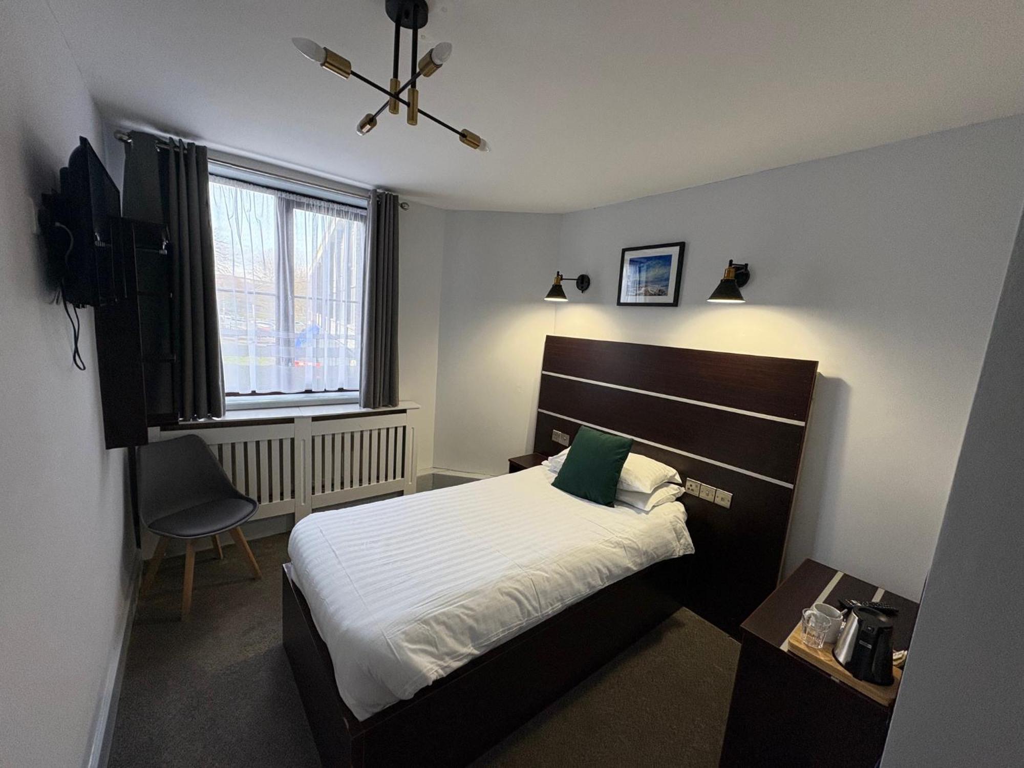 Best Western Ebbw Vale Extérieur photo