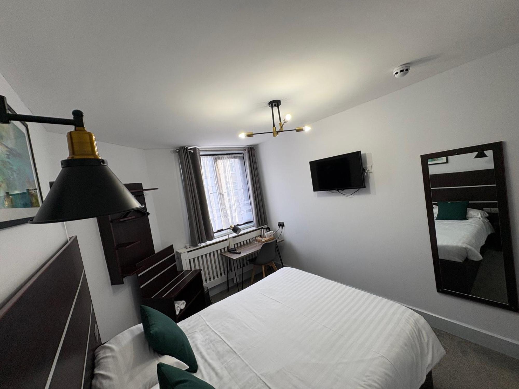 Best Western Ebbw Vale Extérieur photo