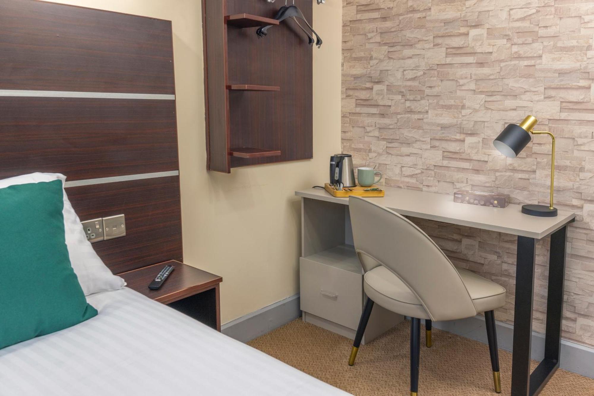 Best Western Ebbw Vale Extérieur photo